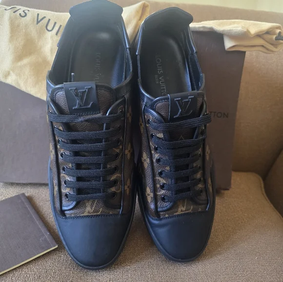 Louis Vuitton Men's Black and Brown Monogram Sneakers Size 7.5/US 8.5